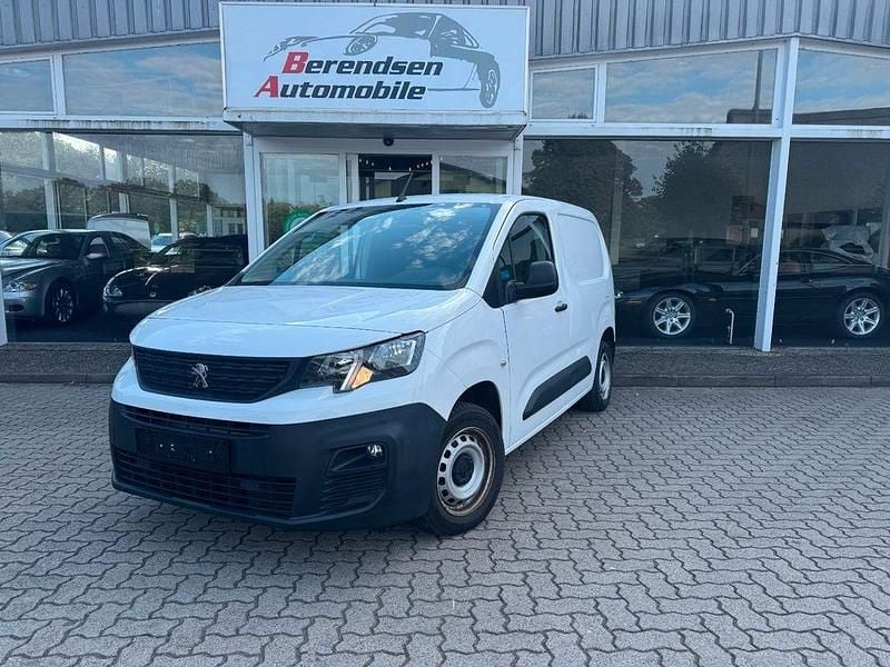 Weiß Gebraucht 2020 Peugeot Partner Premium Van / Kleinbus | 11.500 € (Guter Preis) - Bild 1/4
