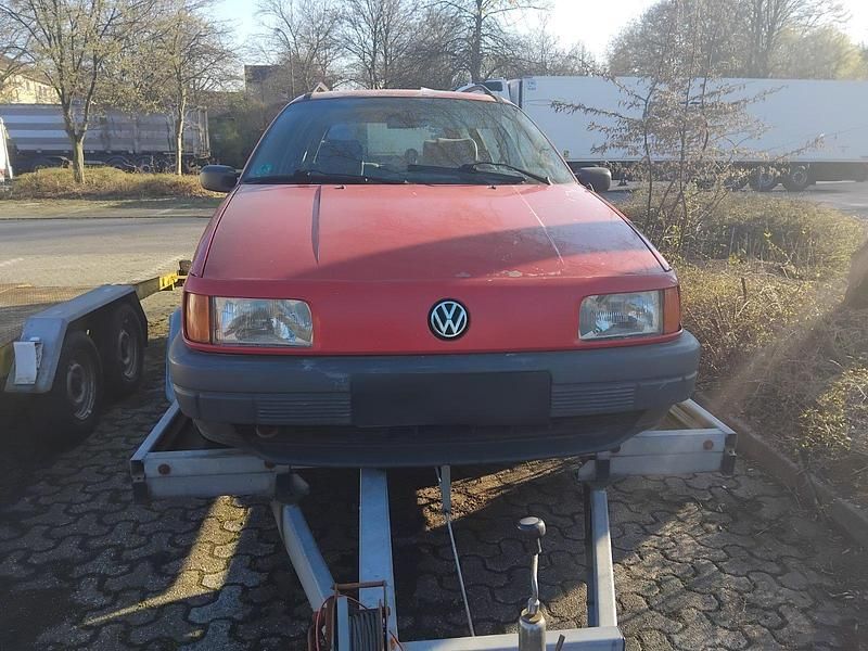 Gebraucht VW Passat 90 PS (66 kW) 1991 Rot Kombi
