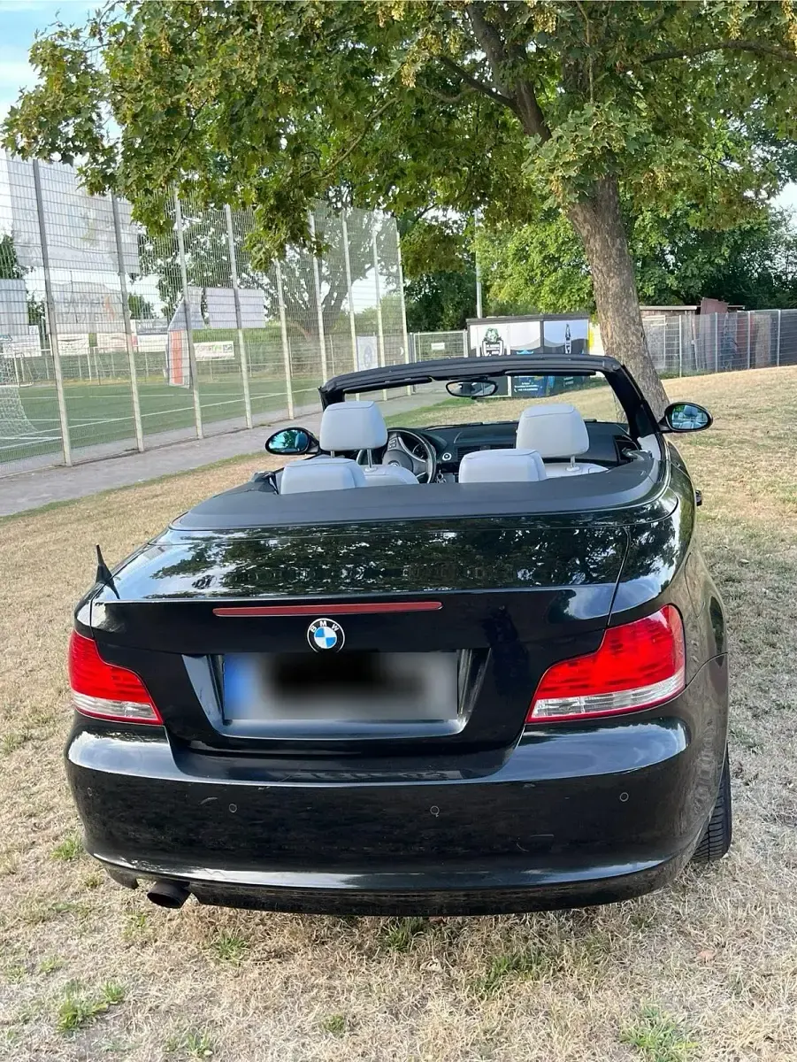 Gebraucht BMW 316 140 PS (102 kW) 2009 Schwarz Cabrio