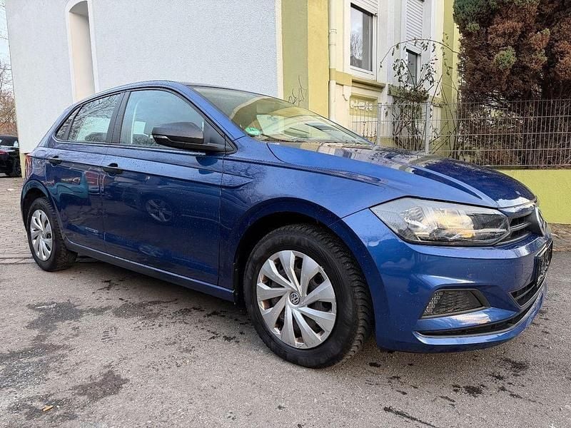 Gebraucht VW Polo Trendline 65 PS (47 kW) 2017 Blau Limousine