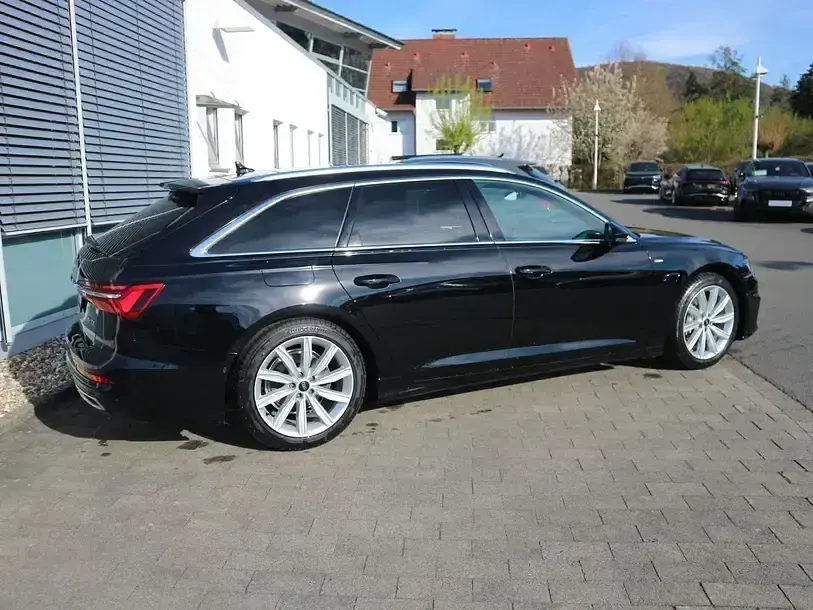 Gebraucht Audi A6 Sport 204 PS (150 kW) 2023 Brillantschwarz Kombi