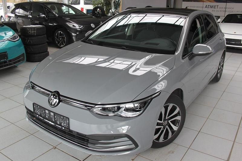Gebraucht VW Golf VIII Active 150 PS (110 kW) 2022 Grau Limousine