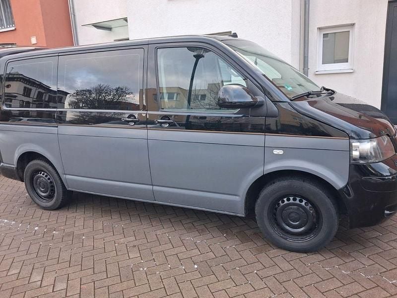 Second-hand VW T5 131 CP (96 kW) 2007 Negru Van