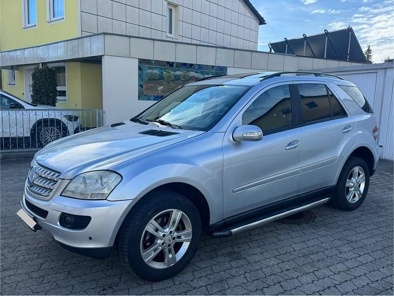 Gebraucht Mercedes ML280 Avantgarde 190 PS (139 kW) 2006 Silber SUV