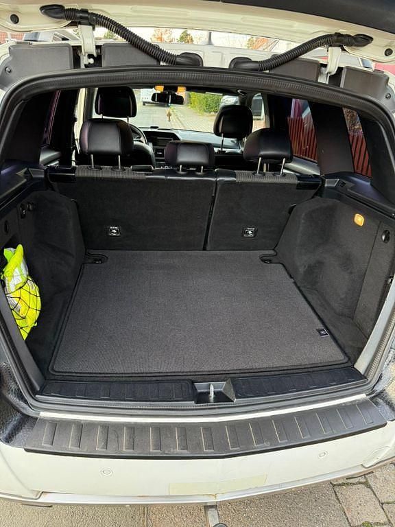Gebraucht Mercedes 250 204 PS (150 kW) 2011 Weiß SUV