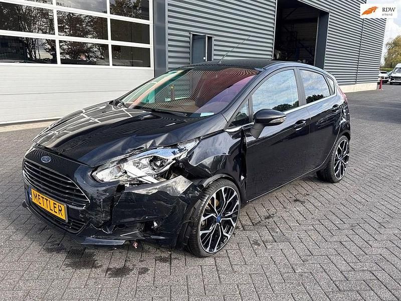 Schwarz Gebraucht 2014 Ford Fiesta Titanium Kleinwagen | 2.450 € (Superpreis) - Bild 1/4