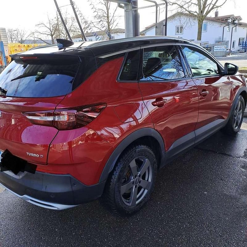 Second-hand Opel Grandland X 177 CP (130 kW) 2019 Roșu SUV