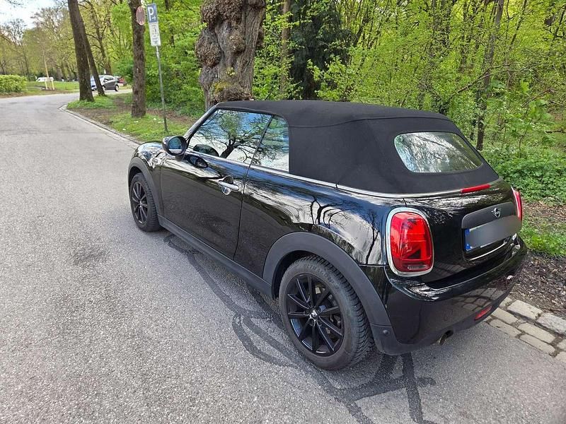 Second-hand Mini One Cabriolet 102 CP (75 kW) 2019 Negru Cabrio