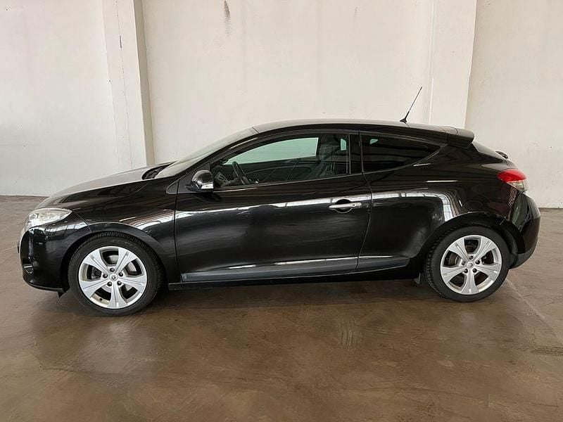 Gebraucht Renault Mégane III Dynamique 179 PS (131 kW) 2009 Schwarz Coupé