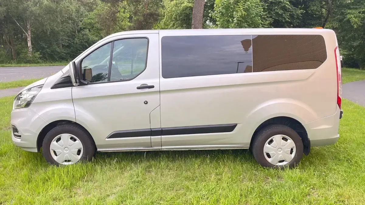 Gebraucht Ford Transit Custom 107 PS (78 kW) 2020 Silber Limousine