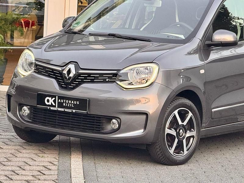 Gebraucht Renault Twingo Intens 73 PS (53 kW) 2020 Grau Kleinwagen