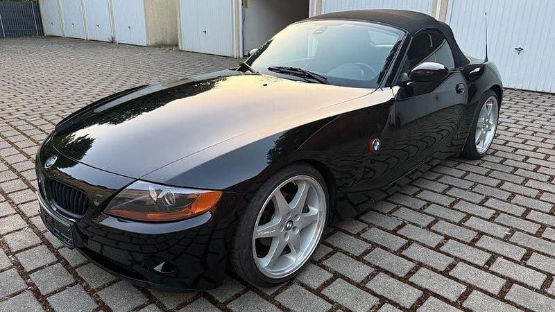 Schwarz Gebraucht 2005 BMW Z4 M Sport Cabrio | 6.300 € (Superpreis) - Bild 1/4