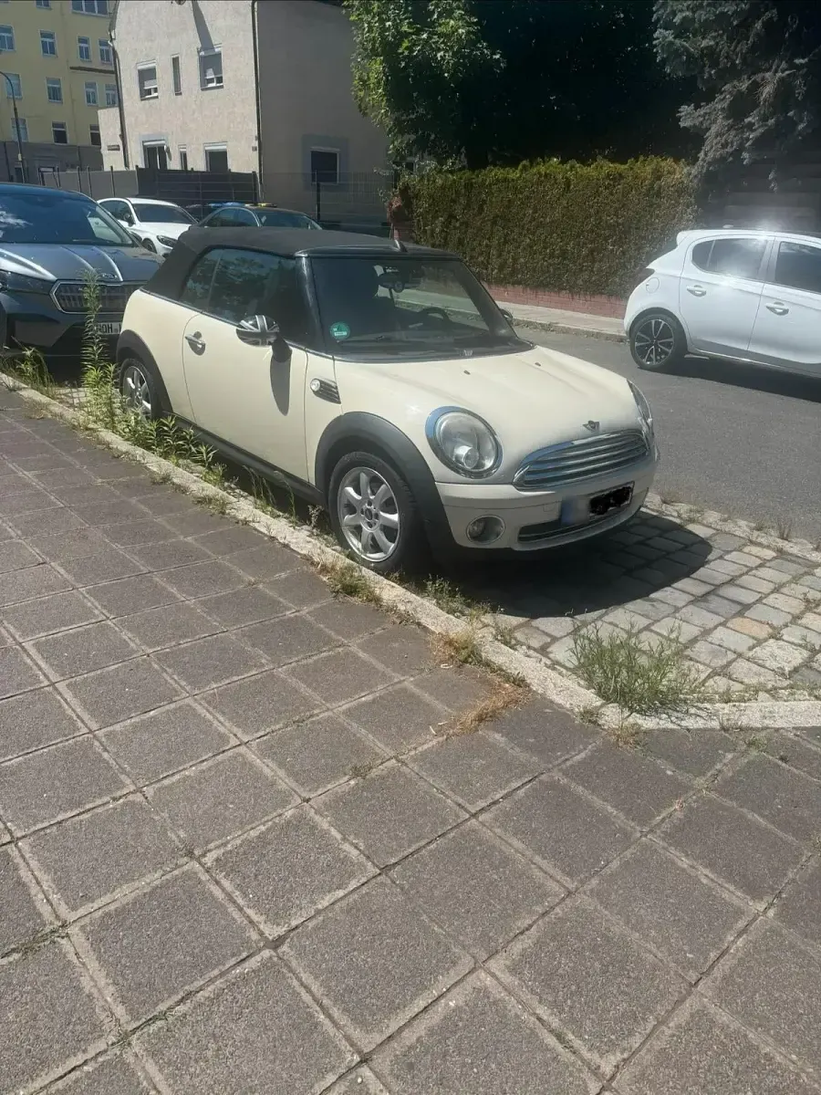 Gebraucht Mini One Cabriolet 98 PS (72 kW) 2010 Weiß Cabrio