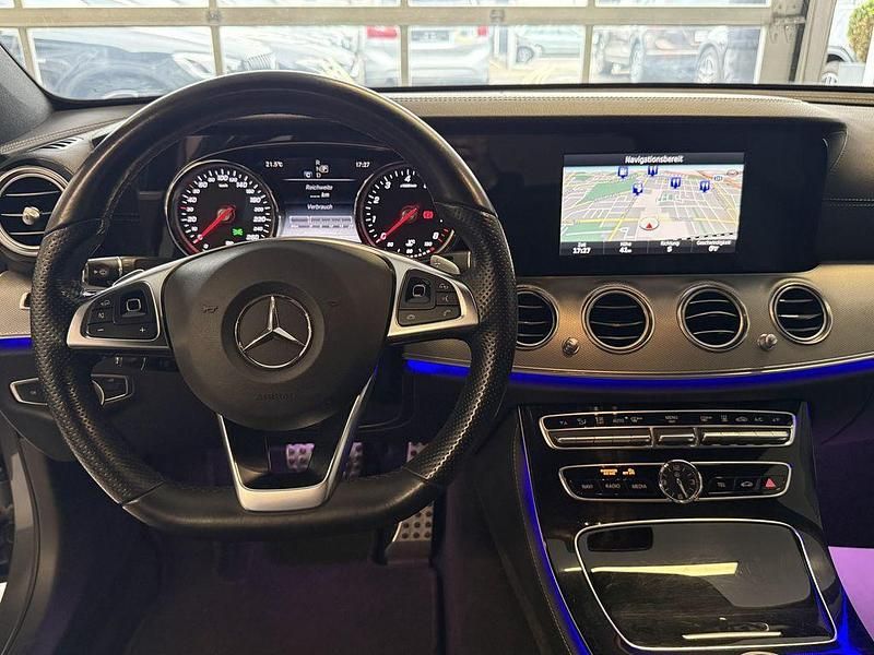 Gebraucht Mercedes E200 AMG 184 PS (135 kW) 2016 Grau Limousine