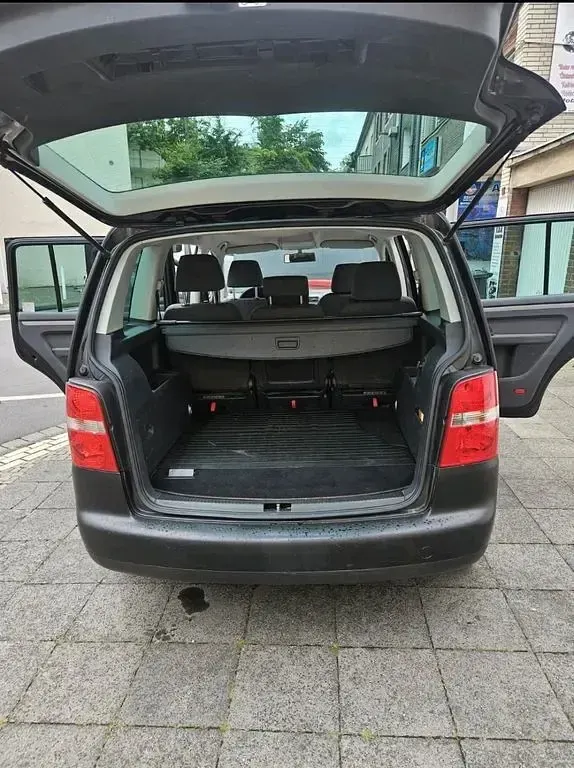 Gebraucht VW Touran Highline 116 PS (85 kW) 2006 Van / Kleinbus