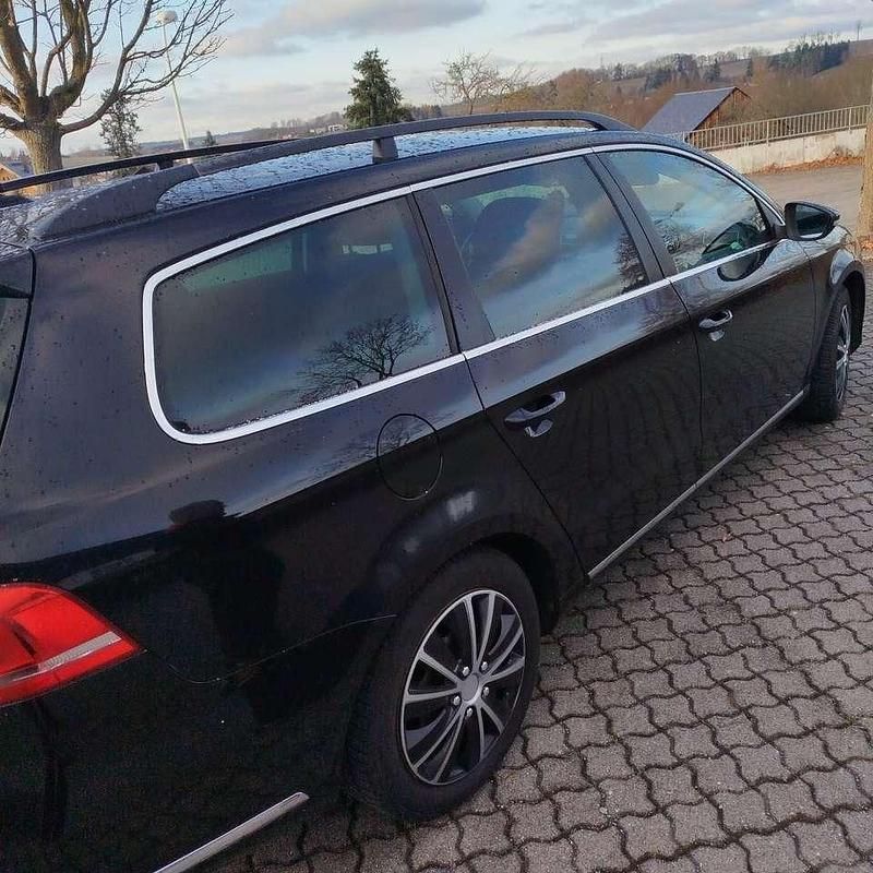 Gebraucht VW Passat Comfortline 122 PS (89 kW) 2011 Limousine