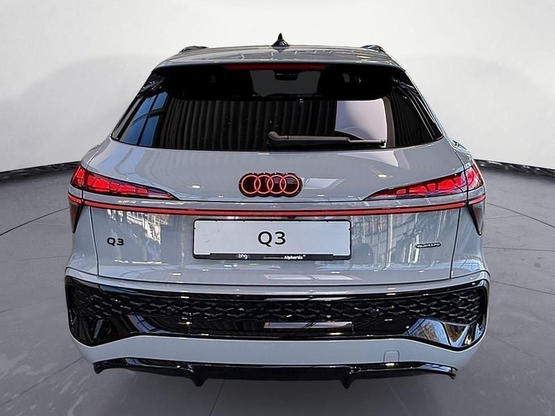 Neu Audi Q3 Advanced 265 PS (194 kW) 2025 Grau SUV