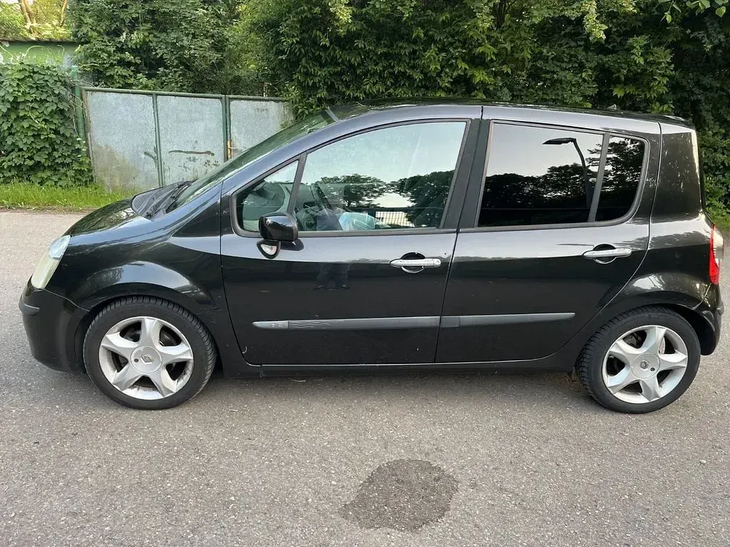 Gebraucht Renault Modus 106 PS (77 kW) 2006 Schwarz Van / Kleinbus