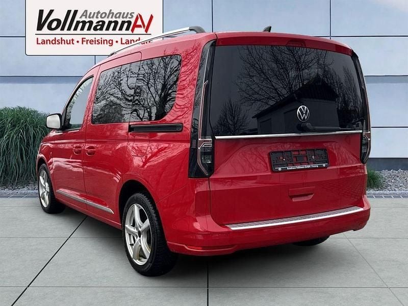 Gebraucht VW Caddy Style 114 PS (83 kW) 2022 Rot Van / Kleinbus
