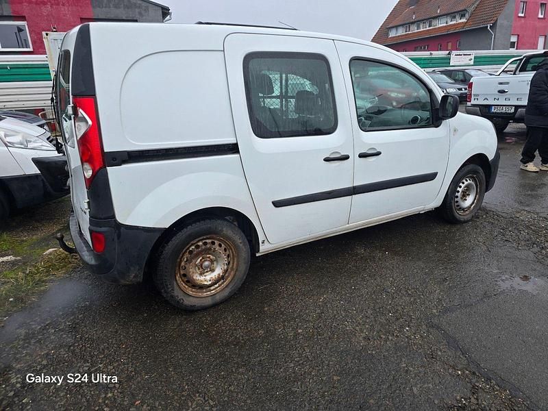 Gebraucht Renault Kangoo Rapid Extra 68 PS (50 kW) 2012 Weiß Van / Kleinbus