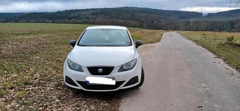 Gebraucht Seat Ibiza 60 PS (44 kW) 2010 Weiß Kleinwagen