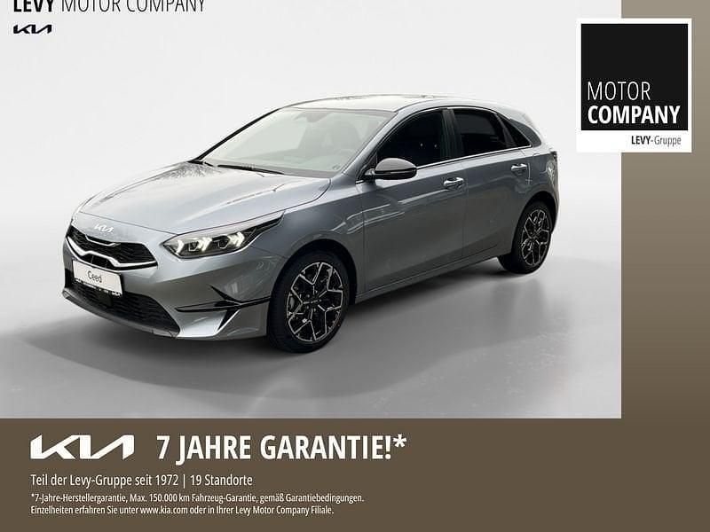 Neu Kia Ceed 101 PS (74 kW) 2025 Lunarsilber metallic Kleinwagen