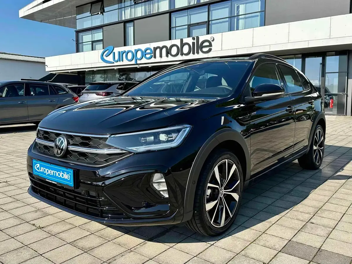 Gebraucht VW Taigo IQ Drive 150 PS (110 kW) 2023 Deep black perleffekt/schwarz SUV