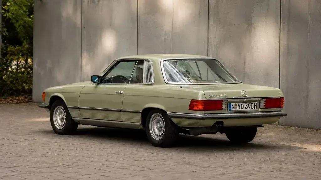 Gebraucht Mercedes SLC280 185 PS (136 kW) 1979 Grün Coupé