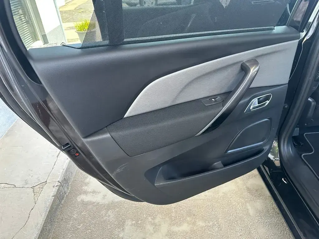 Gebraucht Citroën Grand C4 Picasso PureTech 131 PS (96 kW) 2018 Schwarz Van / Kleinbus