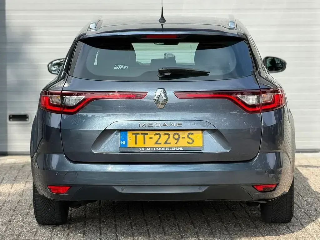 Gebraucht Renault Mégane GrandTour LIMITED 110 PS (80 kW) 2018 Grau Kombi