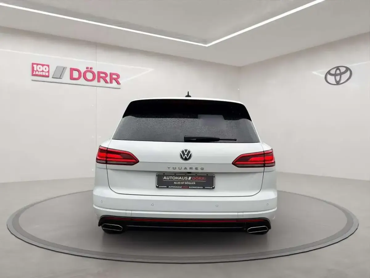 Gebraucht VW Touareg R-line 286 PS (210 kW) 2021 Pure white SUV