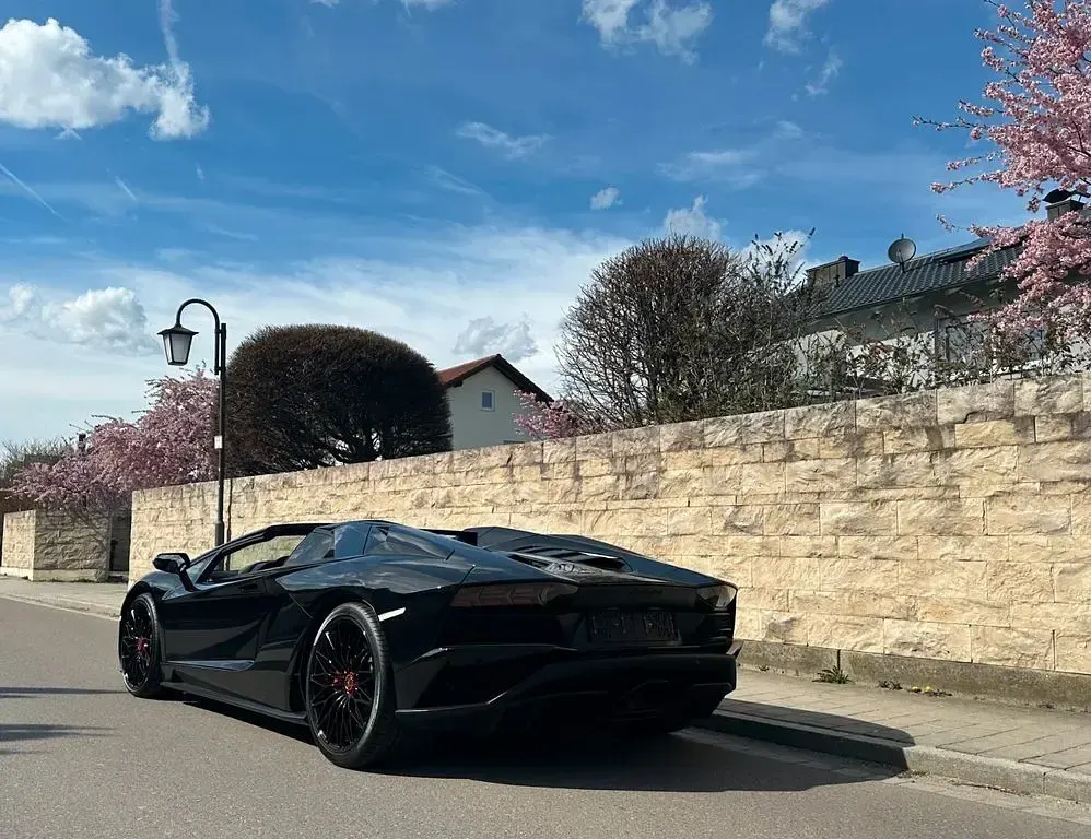 Gebraucht Lamborghini Aventador 741 PS (545 kW) 2018 Schwarz Cabrio