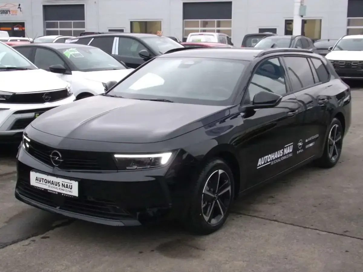 Gebraucht Opel Astra Edition 145 PS (106 kW) 2026 Karbon schwarz Kombi