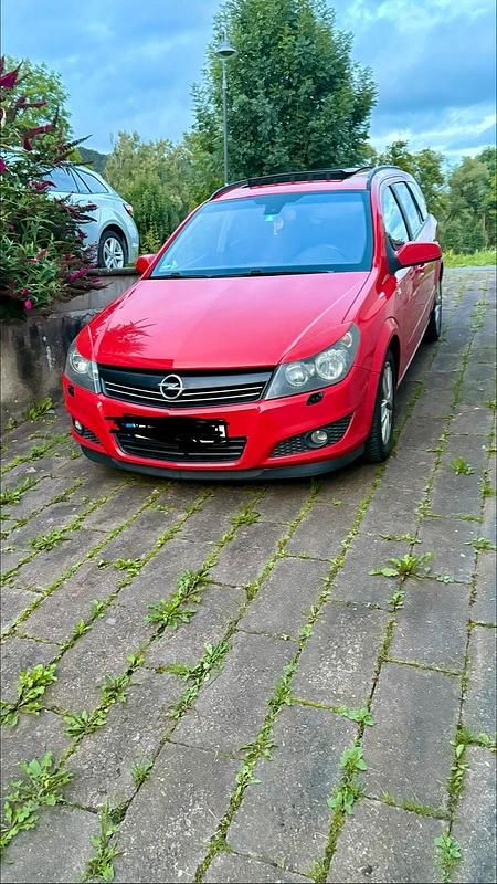 Gebraucht Opel Astra 116 PS (85 kW) 2008 Rot Kombi