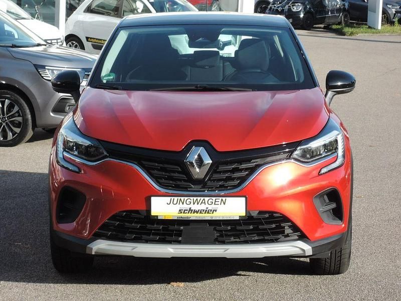 Gebraucht Renault Captur Equilibre 91 PS (66 kW) 2023 Rot SUV