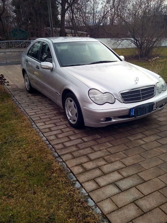 Gebraucht Mercedes C270 170 PS (125 kW) 2002 Silber Limousine