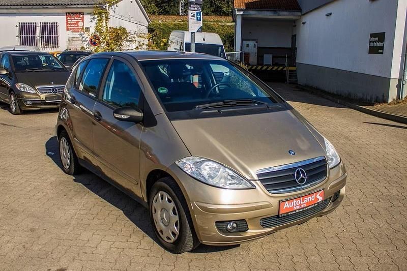 Gebraucht Mercedes A150 95 PS (69 kW) 2005 Gold Limousine