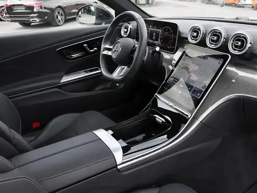 Gebraucht Mercedes CLE220 AMG 197 PS (144 kW) 2025 Schwarz metalliclack obsidianschwarz metallic Coupé