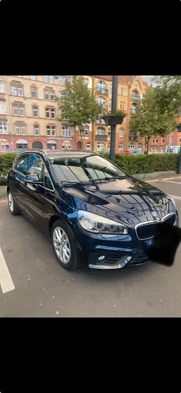 Gebraucht BMW 225 Active Tourer Advantage 224 PS (164 kW) 2016 Schwarz Van / Kleinbus