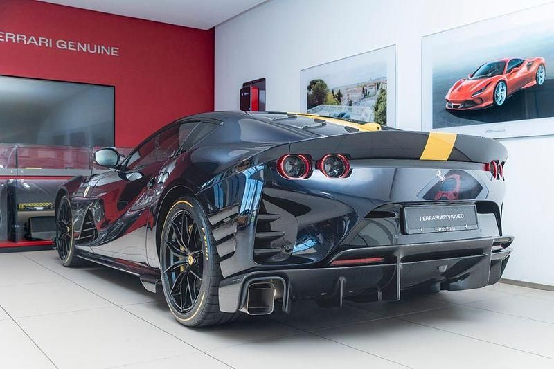 Gebraucht Ferrari 812 829 PS (609 kW) 2022 Blau