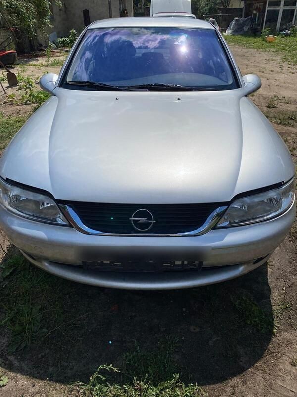 Silber Gebraucht 2000 Opel Vectra Limousine | 800 € - Bild 1/4