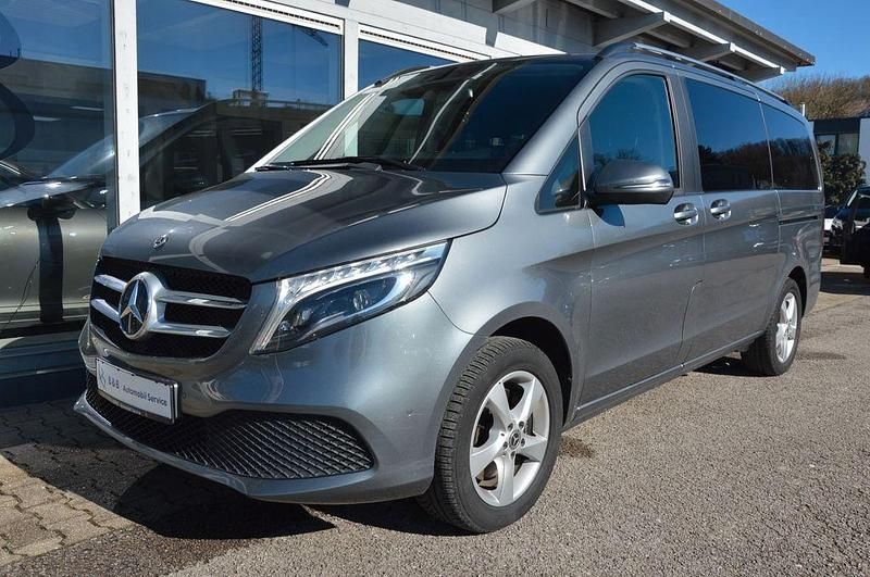 Gebraucht Mercedes V300 Edition 239 PS (175 kW) 2019 Grau Van / Kleinbus