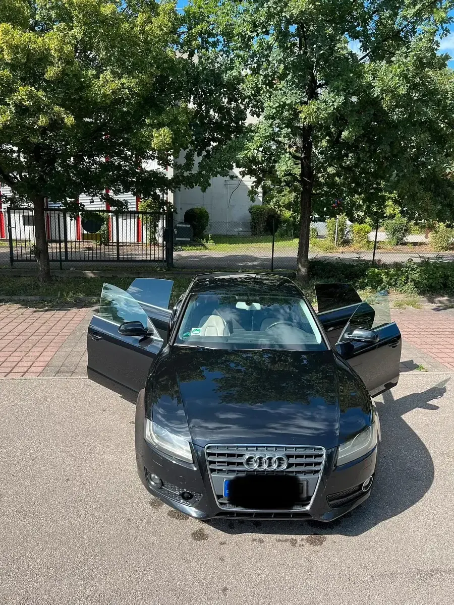 Gebraucht Audi A5 179 PS (131 kW) 2010 Schwarz Coupé