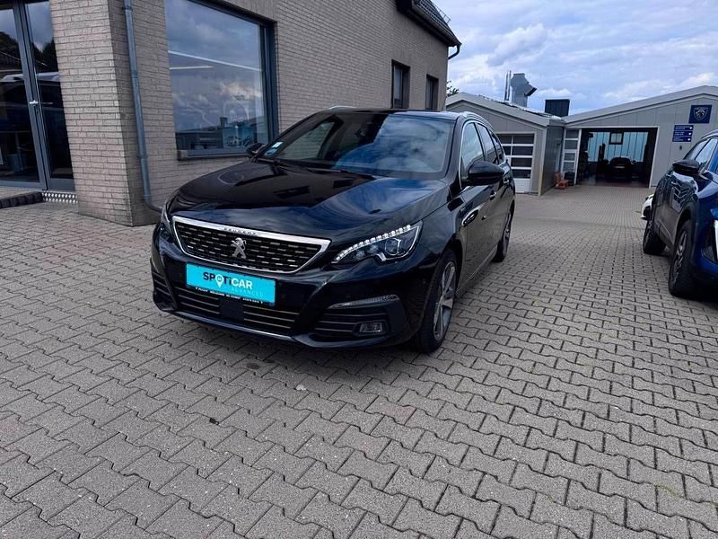 Schwarz Gebraucht 2020 Peugeot 308 SW GT-line Kombi | 15.850 € - Bild 1/4