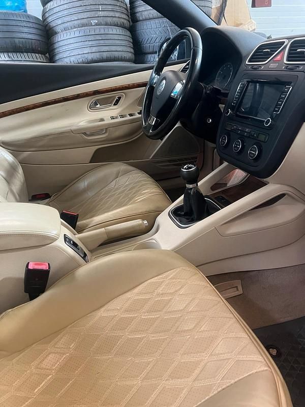 Gebraucht VW Eos 150 PS (110 kW) 2006 Blau Cabrio