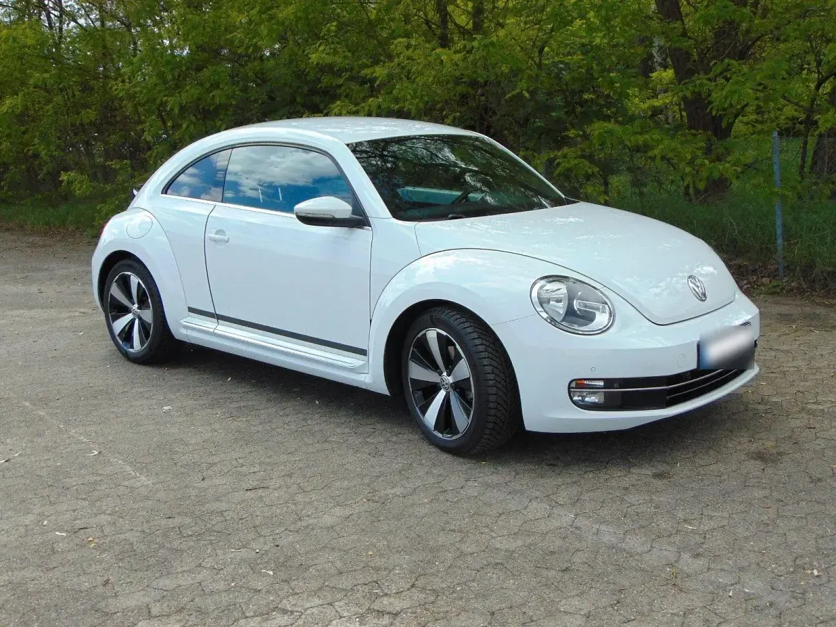 Gebraucht VW Beetle Cup 160 PS (117 kW) 2014 Weiß Kleinwagen