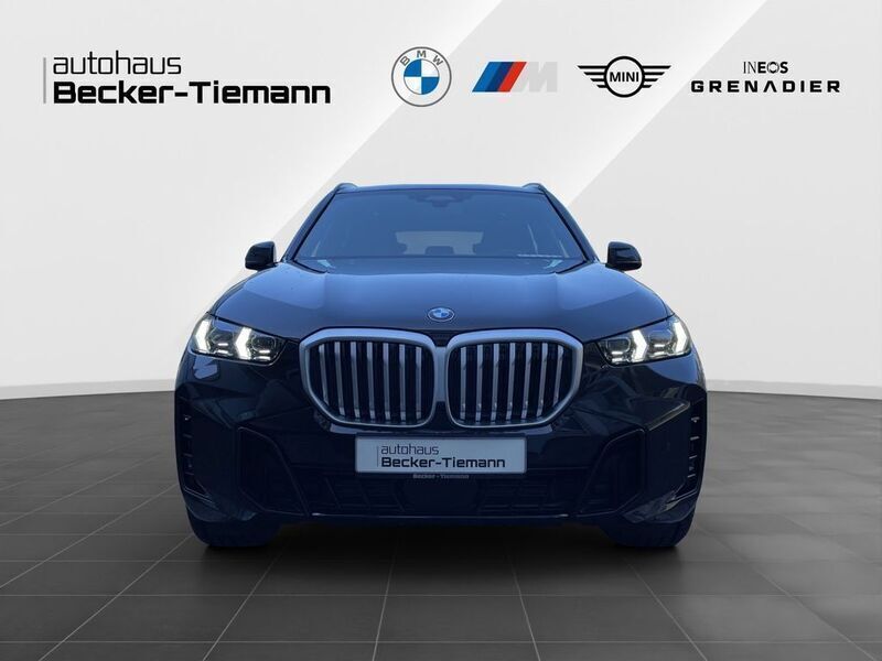 Neu BMW 118 Exclusive 352 PS (258 kW) 2025 Schwarz Kleinwagen