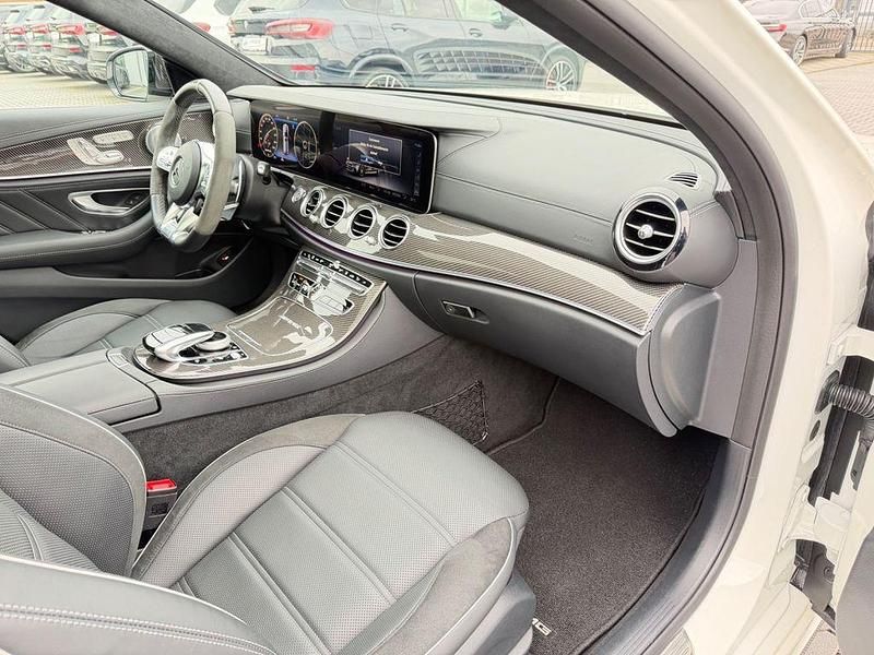 Gebraucht Mercedes E63S AMG Exclusive 612 PS (450 kW) 2019 Diamantweiss Kombi
