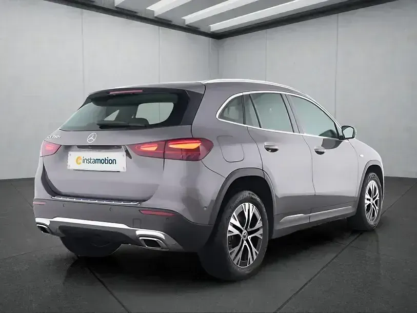 Gebraucht Mercedes GLA250 2025 Grau SUV