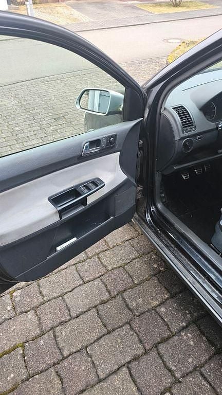 Gebraucht VW Polo Cross 80 PS (58 kW) 2009 Schwarz Kleinwagen